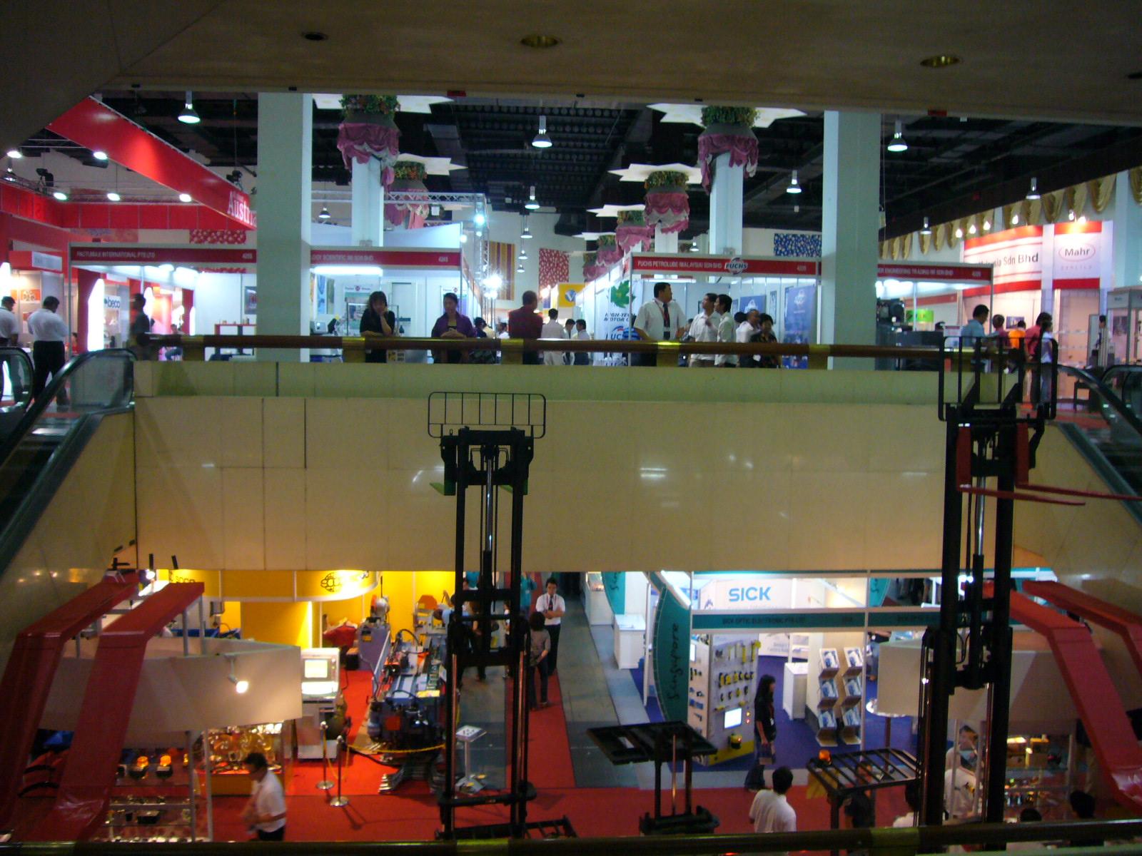 Pusat Dagangan Dunia Putra